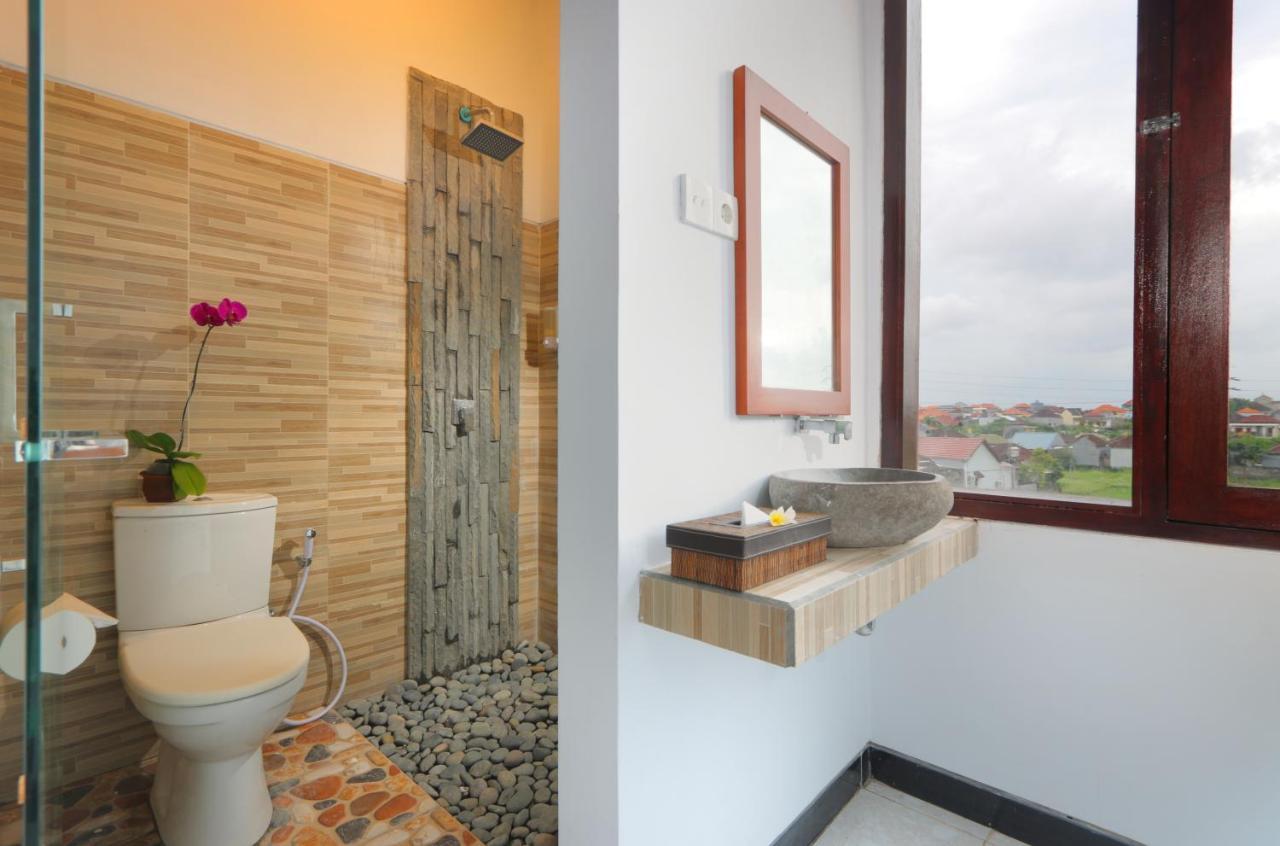 Valomia Guest House Kerobokan  Bagian luar foto